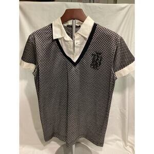 Redbridge layered look collar with fold over design and
imprint Gothic style